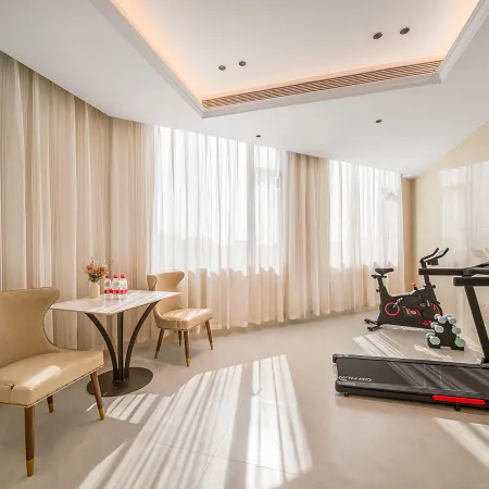 Vienna Hotel (Yangjiang Hailing Island Gold Coast)