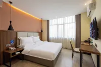 Yuyao Jjiangnanbusiness Hotel