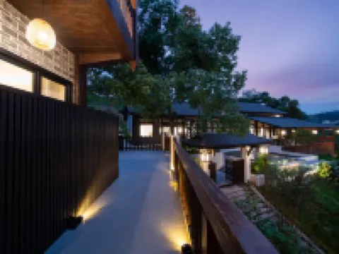 SereneLand Hotele w: Chishui City