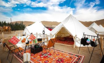 Dunhuang Xingji Desert Camping Base