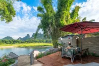 Yangshuo Zhupan River View Homestay Hotels in Welfare Ancient Town Scenic Spot