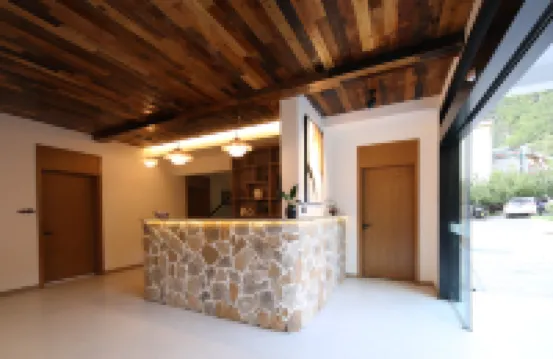 First Encounter · Hongshanli Boutique Countryside Bed and Breakfast