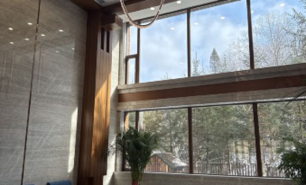 Snow Township Linyu Family Hotel