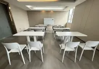 如家UP華驛智旅飯店（石獅市政府德輝廣場店） - 停車場