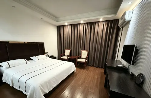 Qingyi Hotel - parkir