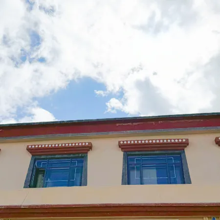 Rushi Homestay