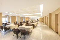 WorldWave Hotel (Qingdao Laoshan Scenic Area Yankou Beach Store) - Beach