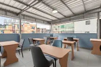 Qifeng Yuanshe Hotel (Huquan Ecological Park) - Bintang 2