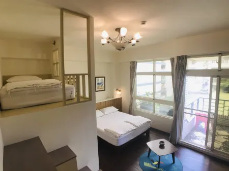 Shining Forest Hostel