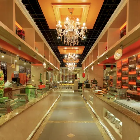 Golden Splendid Hotel · Gynn (Zhanjiang Dingsheng Plaza)