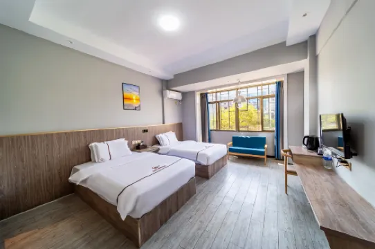 Yi Jia Hotel(Pingxiang Golden Triangle Branch)