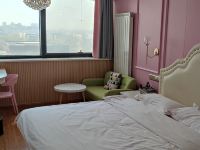 济南雅菲轻居公寓 - 粉色轻奢大床房