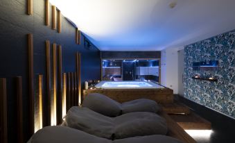 Alkamuri Posh Hotel e Spa