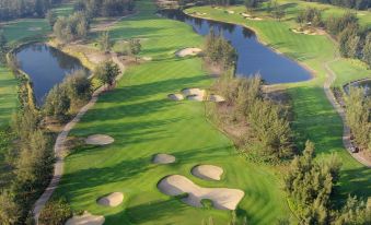 Montgomerie Links Hotel & Villas