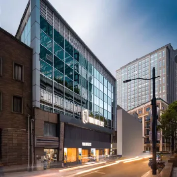 Youli Hotel (Shanghai People's Square) Отели рядом с достопримечательностью «Хуанпу»
