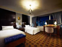 The Westin Osaka Hotels near Kuchu Teien Observatory
