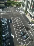 Pinwei International Holiday Hotel - parking