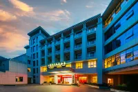 井岡山民航大飯店 壹百元人民幣背面圖案觀景處附近的飯店