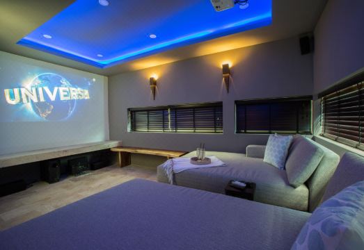 스카이 비치 호텔 전경