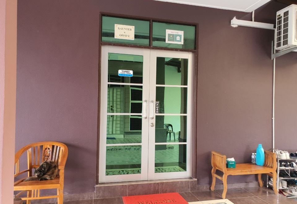 OYO 90274 Wadi Isfa Inn - Hizvo