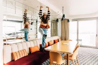 W Hoboken Hotels in Hoboken