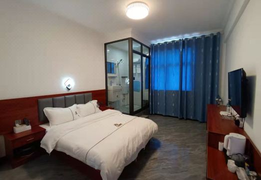 아카데믹 가든 호텔