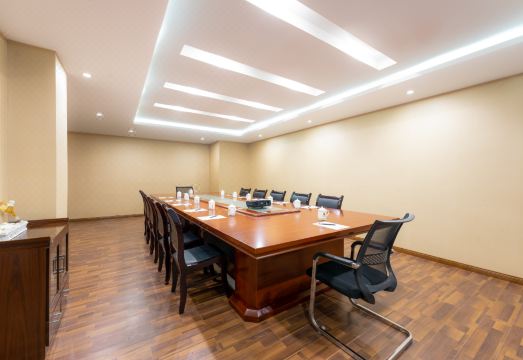 2. 슈퍼 8 시크릿..