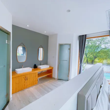 Yixian Yunzhu Jingshang Huajian B&B