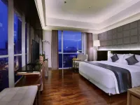 Aston Pasteur Hotels near Paris Van Java Mall