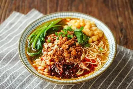 Hanting Hotel (Chongqing Yongchuan Minghao Food Street) Отели рядом с достопримечательностью «College of Science and Technology， Chongqing University»