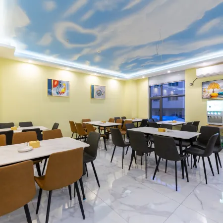 Bayman Holiday Inn Guandu Square Kunming