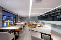 良智滙品飯店（三亞中服免稅國際購物城店）