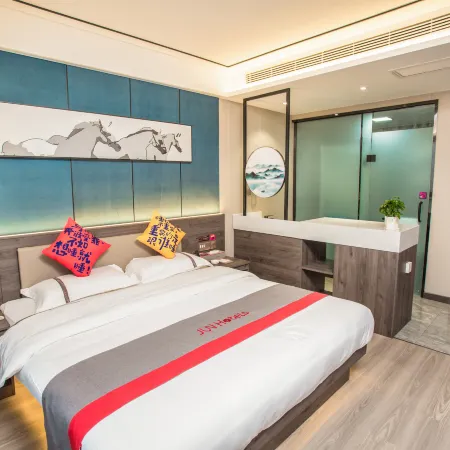 Junyi Hotel (Qinyang Qinbei Industrial Park)