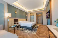 Guangzhou Huangpu Baoneng Performing Arts Center Luogang Metro Station METROPOLO JINJIANG HOTELS 広州のホテル