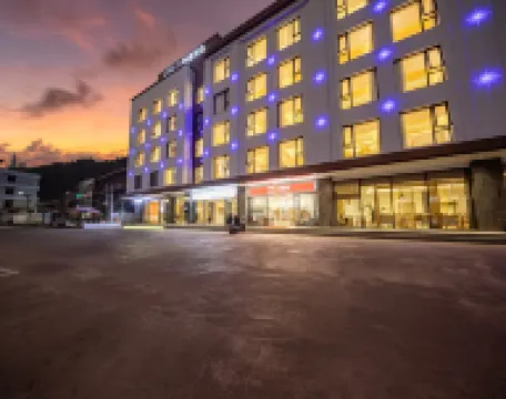 Fishing Port Biedao Hotel