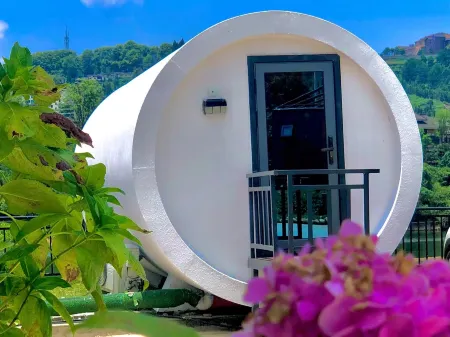 Tuta Yunxuan Hotel (Qiandongnan Danzhai Wanda Town)