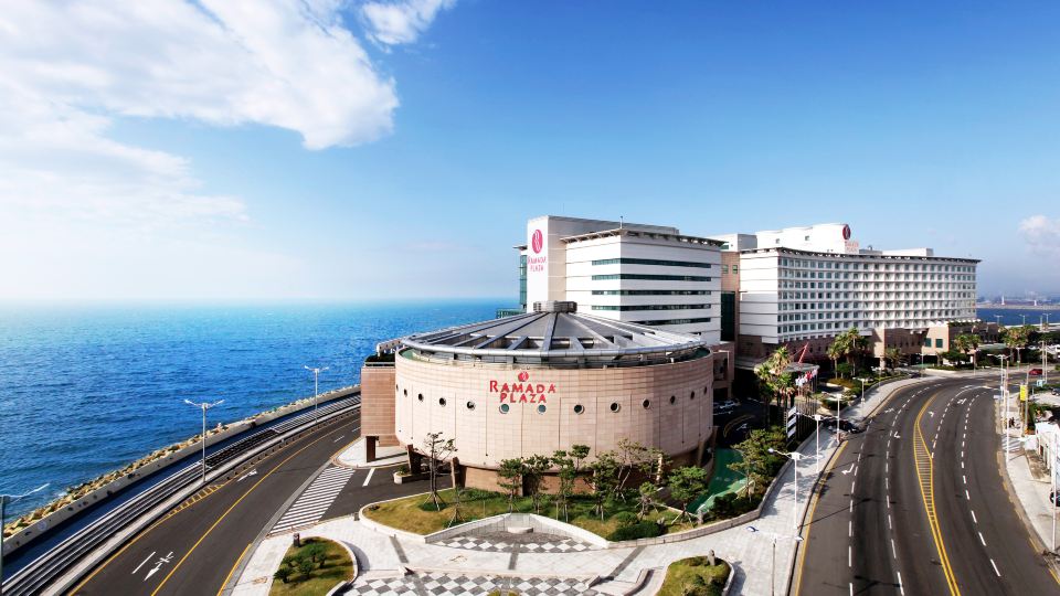Ramada Plaza Jeju