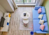 Nanchang Mengya Loft Cinema Apartment (Lvzi Cuisine Chaoyangli Branch)