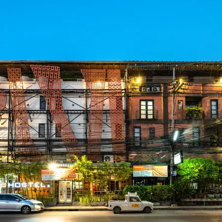 The 8 Factory Hotel