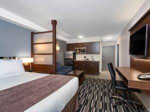 Microtel Inn & Suites by Wyndham Mont Tremblant