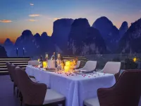 Yangshuo Qiyue Waterfront · Xiyue Haven (Ten-Mile Gallery Yulong River) Hotels near Julong Deep Pool