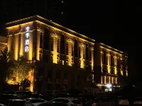JI Hotel (Yangzhou Jiangdu Jinying Square) Hotell i 