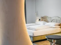 ラ コート マイ ドルハウス - アダルト オンリー カステルロットのホテル