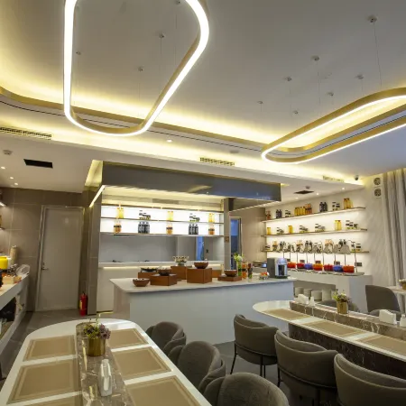 Homeinn Plus Hotel (Langfang Dacheng Jinbao Road)