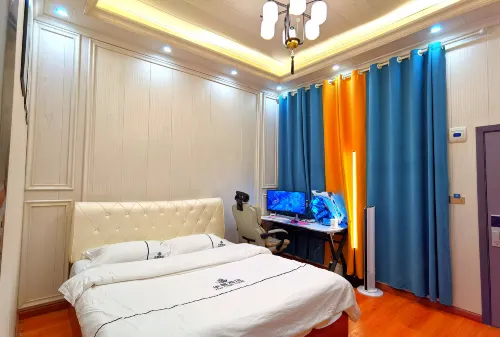Huayi Hotel