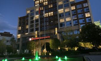 Hilton Garden Inn Chenzhou Beihu - Housity