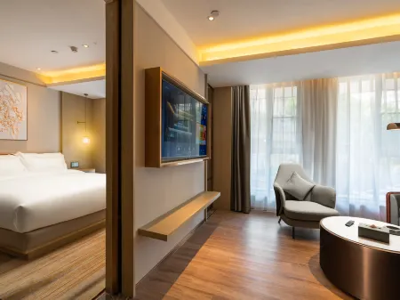 ZMAX HOTELS（Guangzhou Zhujiang New Town Wuyangcun Metro Station Branch hotel ）