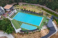 Pingyang Linggen Shanshuijian Homestay - 수영장