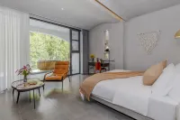 Huangchuan Laojun Mountain Shanhai Legend Wangyue Homestay (Laojunshan Yunjing Cableway Branch) - Romantic