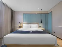 Echarm Hotel (Jiayu Longwan Peninsula) Hotels in Jiayu County